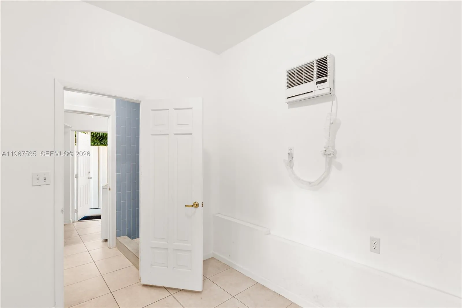 4487 Sw 15th Ter, Miami, Florida 33134, Miami, Florida 33134, 3 Bedrooms Bedrooms, ,2 BathroomsBathrooms,Residential,For Sale,4487 Sw 15th Ter, Miami, Florida 33134,A11967535