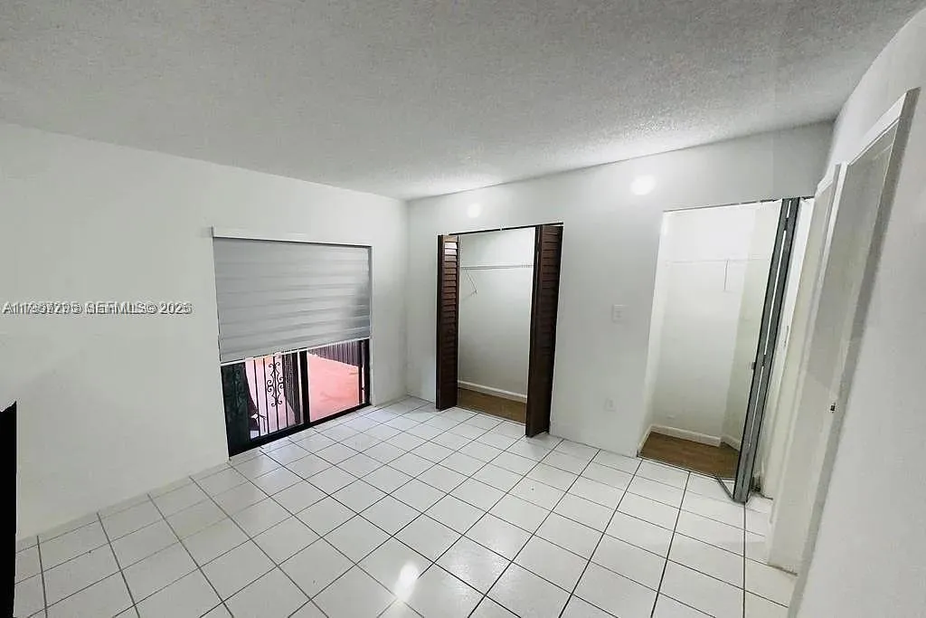 2170 W 60th St 16205, Hialeah, Florida 33016, Hialeah, Florida 33016, 1 Bedroom Bedrooms, ,1 BathroomBathrooms,Residential,For Sale,2170 W 60th St 16205, Hialeah, Florida 33016,A11967295