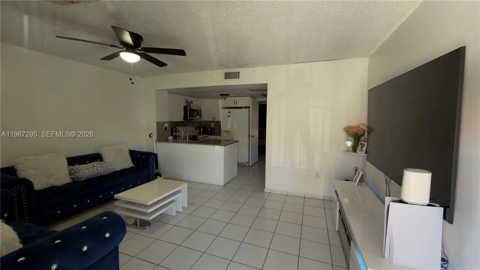 2170 W 60th St 16205, Hialeah, Florida 33016, Hialeah, Florida 33016, 1 Bedroom Bedrooms, ,1 BathroomBathrooms,Residential,For Sale,2170 W 60th St 16205, Hialeah, Florida 33016,A11967295