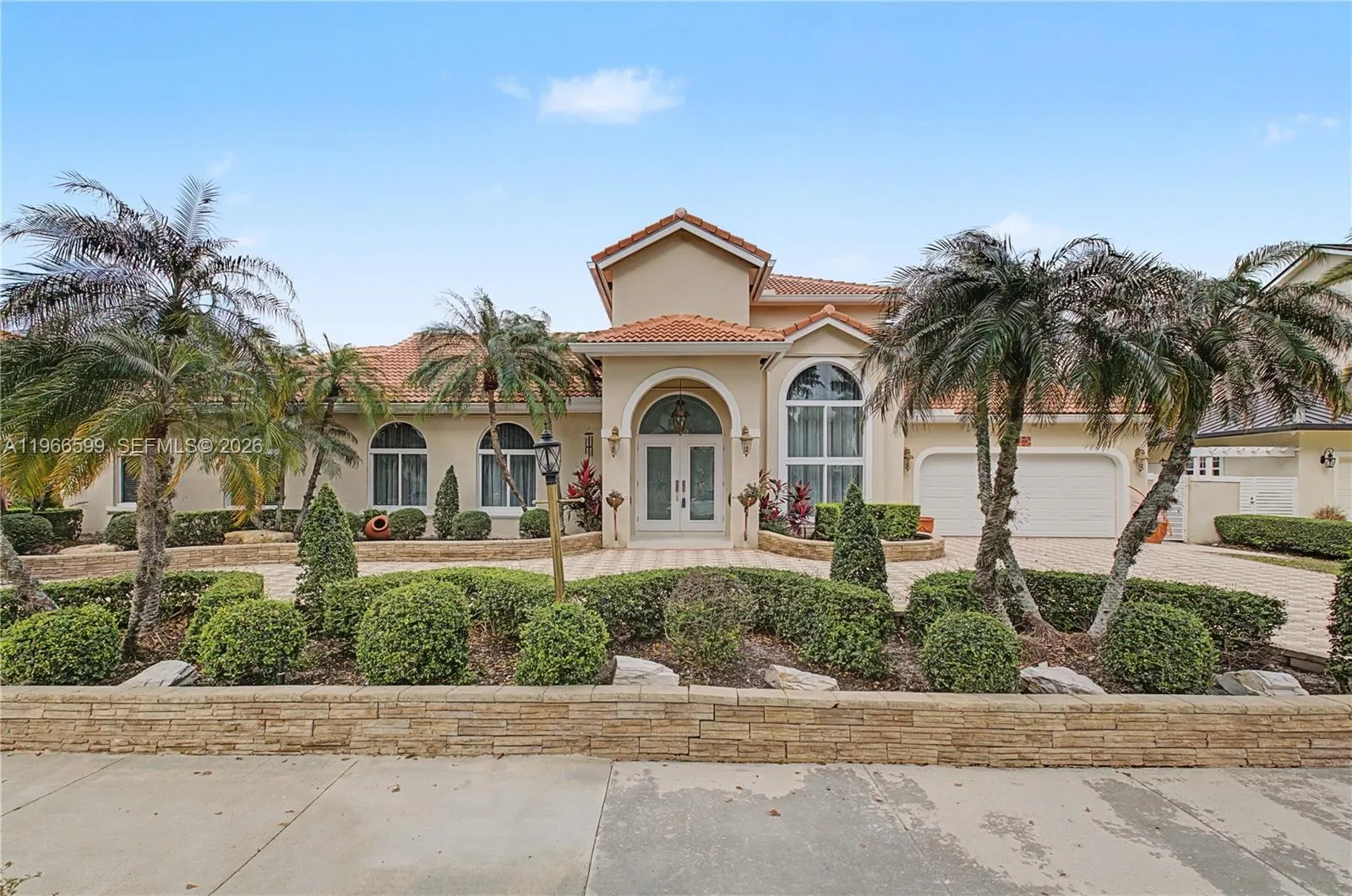 8305 Nw 157th Ter, Miami Lakes, Florida 33016, Miami Lakes, Florida 33016, 5 Bedrooms Bedrooms, ,4 BathroomsBathrooms,Residential,For Sale,8305 Nw 157th Ter, Miami Lakes, Florida 33016,A11966599