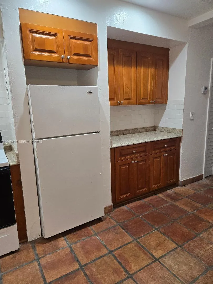 3475 Sw 1st Ave 14, Miami, Florida 33145, Miami, Florida 33145, 1 Bedroom Bedrooms, ,1 BathroomBathrooms,Residential Lease,For Rent,3475 Sw 1st Ave 14, Miami, Florida 33145,A11967453