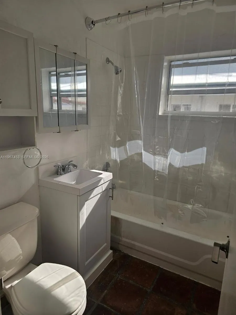 3475 Sw 1st Ave 14, Miami, Florida 33145, Miami, Florida 33145, 1 Bedroom Bedrooms, ,1 BathroomBathrooms,Residential Lease,For Rent,3475 Sw 1st Ave 14, Miami, Florida 33145,A11967453