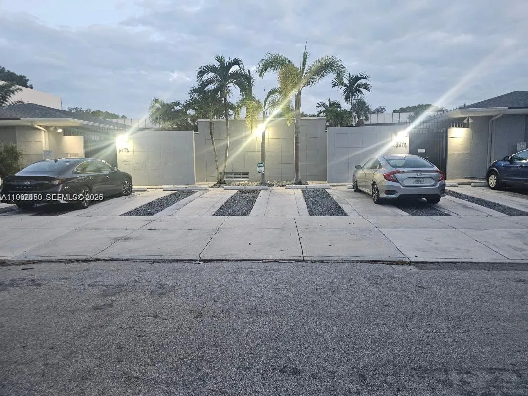 3475 Sw 1st Ave 14, Miami, Florida 33145, Miami, Florida 33145, 1 Bedroom Bedrooms, ,1 BathroomBathrooms,Residential Lease,For Rent,3475 Sw 1st Ave 14, Miami, Florida 33145,A11967453
