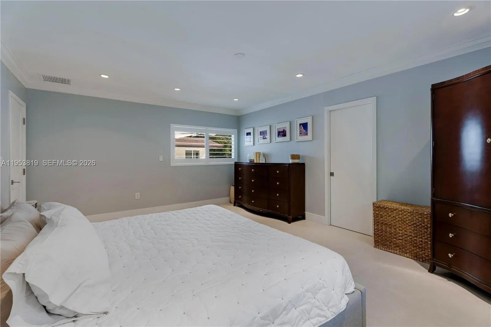6700 Sw 117th St, Pinecrest, Florida 33156, Pinecrest, Florida 33156, 5 Bedrooms Bedrooms, ,4 BathroomsBathrooms,Residential,For Sale,6700 Sw 117th St, Pinecrest, Florida 33156,A11953819