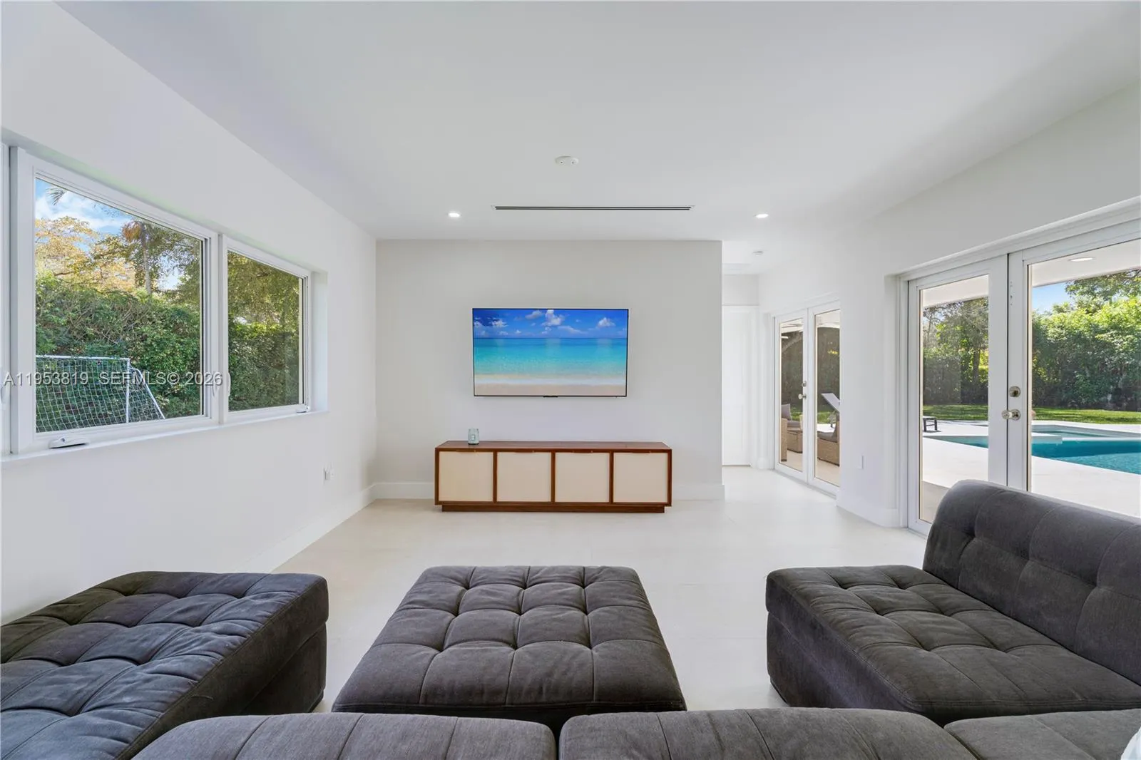 6700 Sw 117th St, Pinecrest, Florida 33156, Pinecrest, Florida 33156, 5 Bedrooms Bedrooms, ,4 BathroomsBathrooms,Residential,For Sale,6700 Sw 117th St, Pinecrest, Florida 33156,A11953819