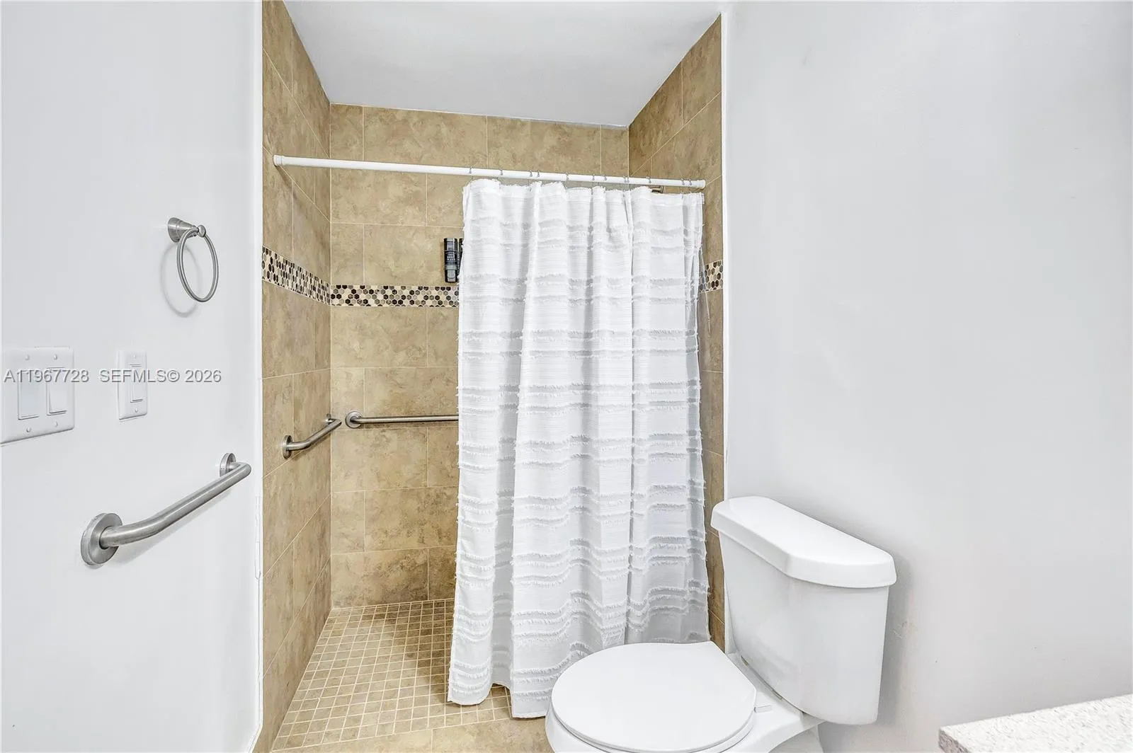 3211 Calle Largo Dr, Hollywood, Florida 33021, Hollywood, Florida 33021, ,Commercial Sale,For Sale,3211 Calle Largo Dr, Hollywood, Florida 33021,A11967728