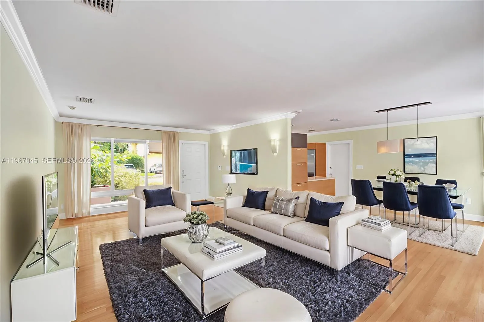 Easy Flowing Great Room