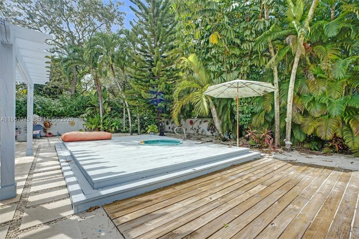 911 Mariana Ave, Coral Gables, Florida 33134, Coral Gables, Florida 33134, 4 Bedrooms Bedrooms, ,2 BathroomsBathrooms,Residential,For Sale,911 Mariana Ave, Coral Gables, Florida 33134,A11967045