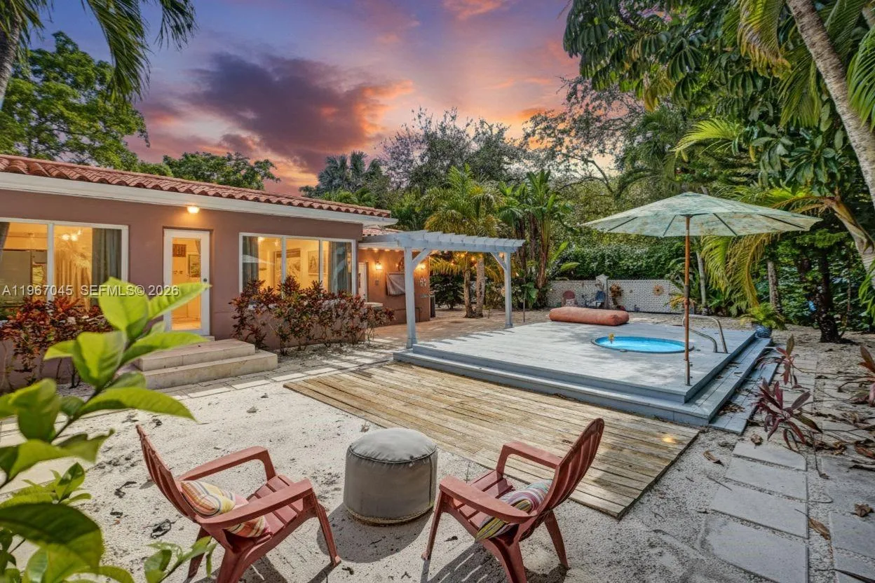 911 Mariana Ave, Coral Gables, Florida 33134, Coral Gables, Florida 33134, 4 Bedrooms Bedrooms, ,2 BathroomsBathrooms,Residential,For Sale,911 Mariana Ave, Coral Gables, Florida 33134,A11967045