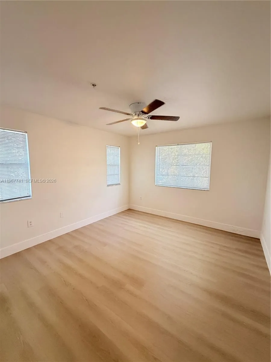 11165 Sw 6th St 302, Pembroke Pines, Florida 33025, Pembroke Pines, Florida 33025, 2 Bedrooms Bedrooms, ,1 BathroomBathrooms,Residential Lease,For Rent,11165 Sw 6th St 302, Pembroke Pines, Florida 33025,A11967741