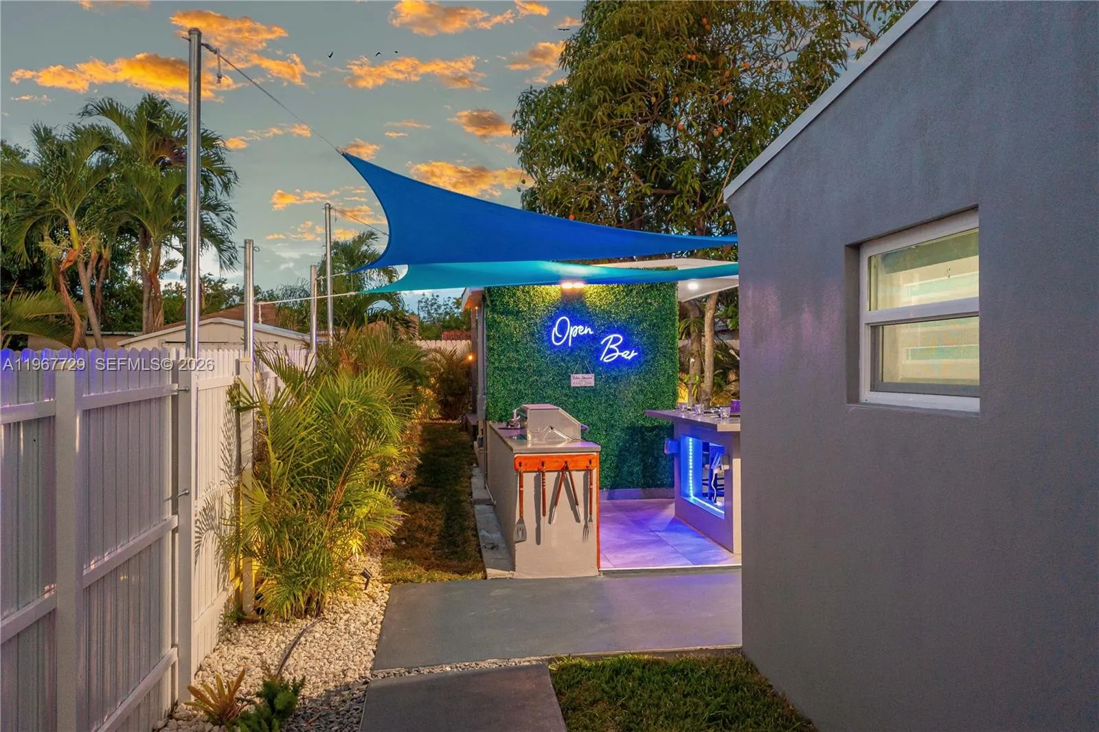 2376 Nw 2nd St, Miami, Florida 33125, Miami, Florida 33125, ,Business Opportunity,For Sale,2376 Nw 2nd St, Miami, Florida 33125,A11967729