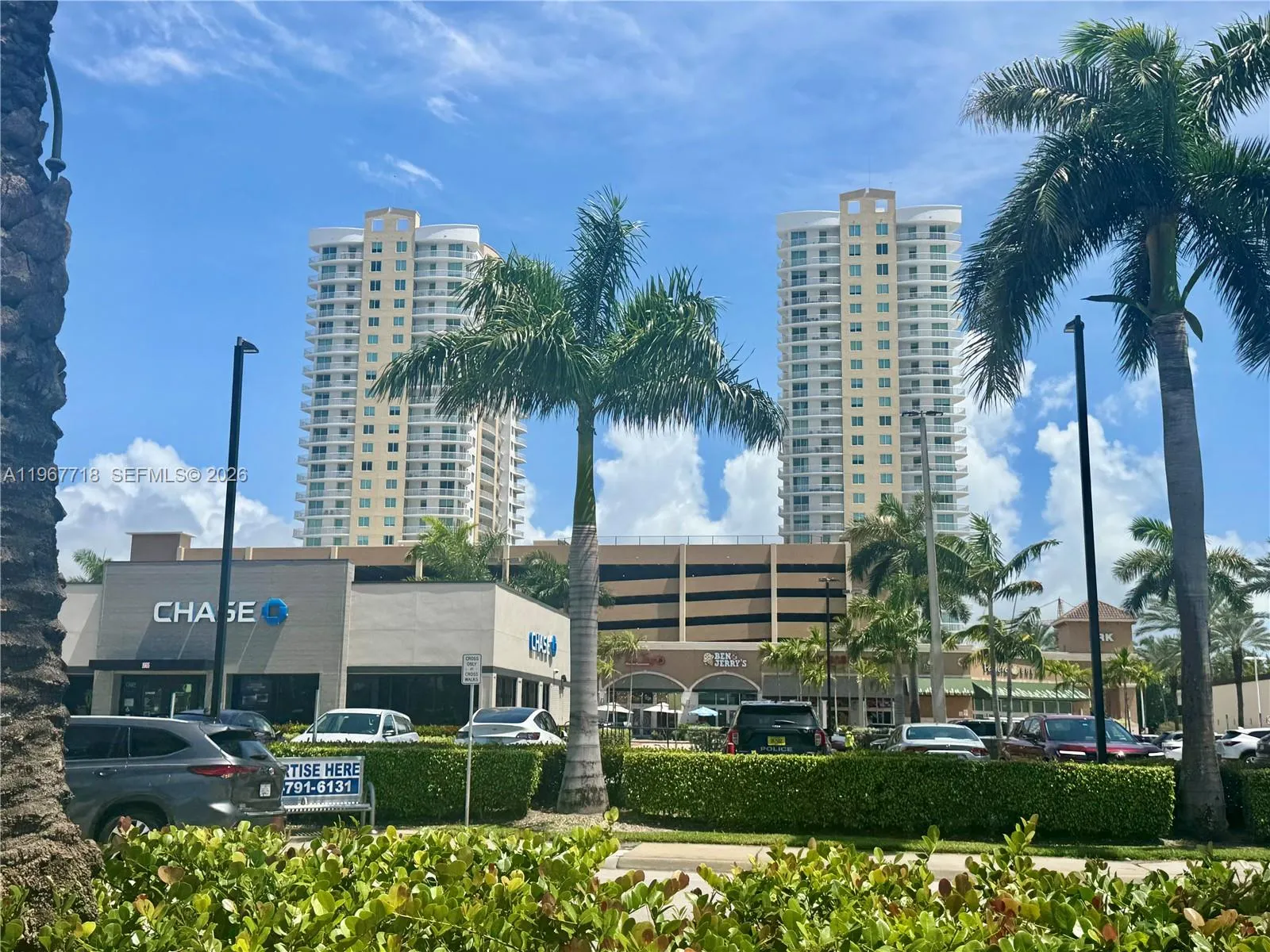 Front to Street Mall