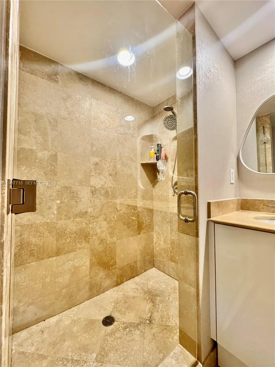 1745 E Hallandale Beach Blvd 501w, Hallandale Beac, Hallandale Beach, Florida 33009, 1 Bedroom Bedrooms, ,1 BathroomBathrooms,Residential,For Sale,1745 E Hallandale Beach Blvd 501w, Hallandale Beac,A11967718