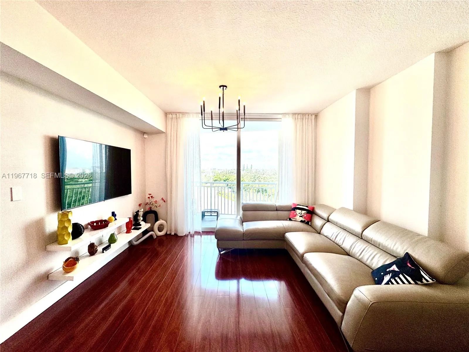 1745 E Hallandale Beach Blvd 501w, Hallandale Beac, Hallandale Beach, Florida 33009, 1 Bedroom Bedrooms, ,1 BathroomBathrooms,Residential,For Sale,1745 E Hallandale Beach Blvd 501w, Hallandale Beac,A11967718