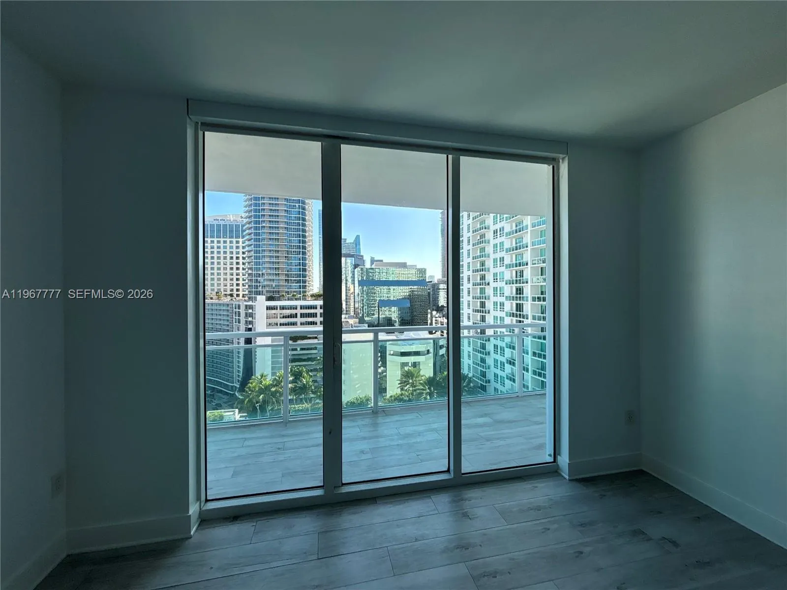 950 Brickell Bay Dr 2007, Miami, Florida 33131, Miami, Florida 33131, 2 Bedrooms Bedrooms, ,2 BathroomsBathrooms,Residential Lease,For Rent,950 Brickell Bay Dr 2007, Miami, Florida 33131,A11967777