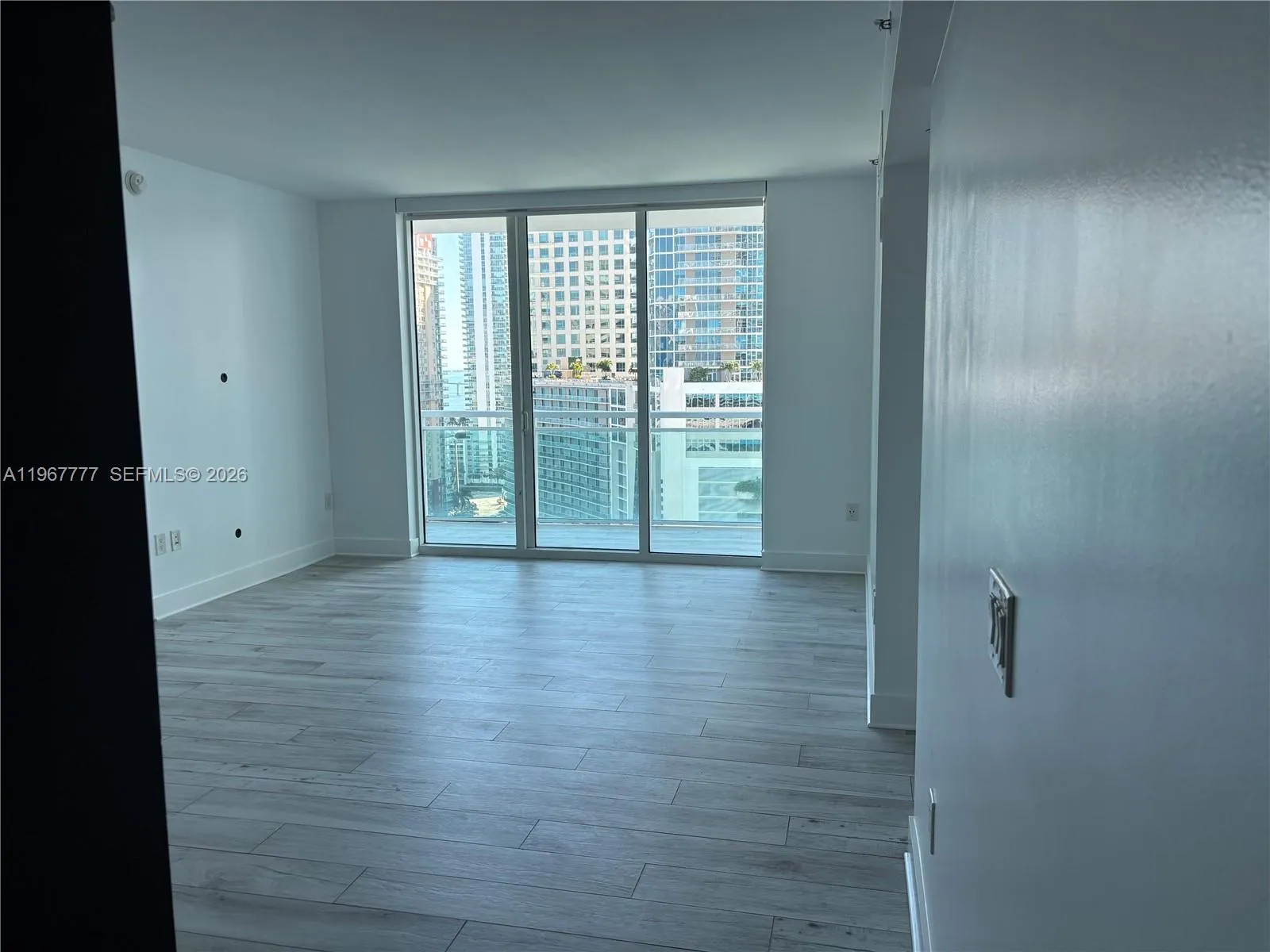 950 Brickell Bay Dr 2007, Miami, Florida 33131, Miami, Florida 33131, 2 Bedrooms Bedrooms, ,2 BathroomsBathrooms,Residential Lease,For Rent,950 Brickell Bay Dr 2007, Miami, Florida 33131,A11967777