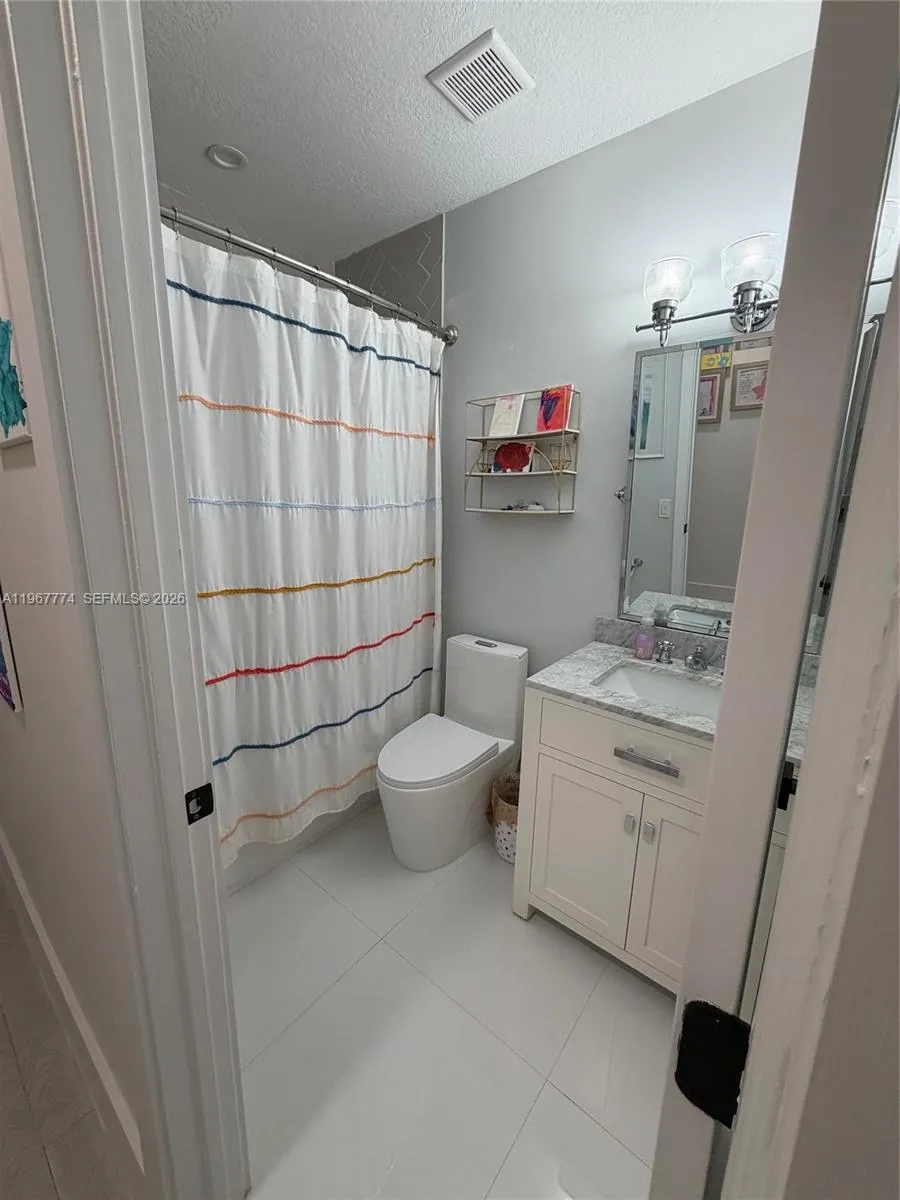 11536 Nw 43rd Ter, Doral, Florida 33178, Doral, Florida 33178, 3 Bedrooms Bedrooms, ,2 BathroomsBathrooms,Residential,For Sale,11536 Nw 43rd Ter, Doral, Florida 33178,A11967774