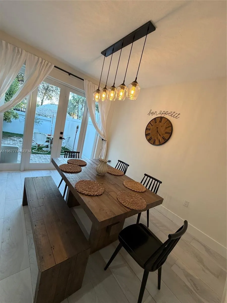 11536 Nw 43rd Ter, Doral, Florida 33178, Doral, Florida 33178, 3 Bedrooms Bedrooms, ,2 BathroomsBathrooms,Residential,For Sale,11536 Nw 43rd Ter, Doral, Florida 33178,A11967774