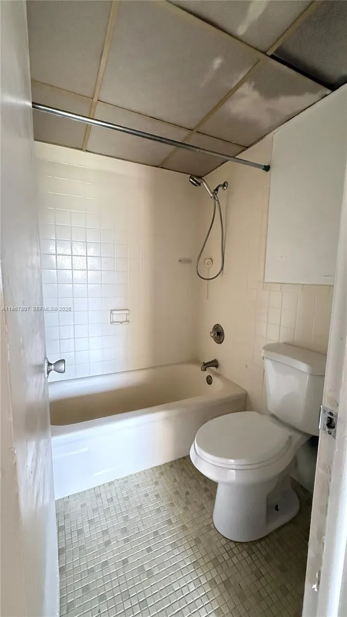 6990 Nw 186th St 4-215a, Hialeah, Florida 33015, Hialeah, Florida 33015, 1 Bedroom Bedrooms, ,1 BathroomBathrooms,Residential Lease,For Rent,6990 Nw 186th St 4-215a, Hialeah, Florida 33015,A11967807