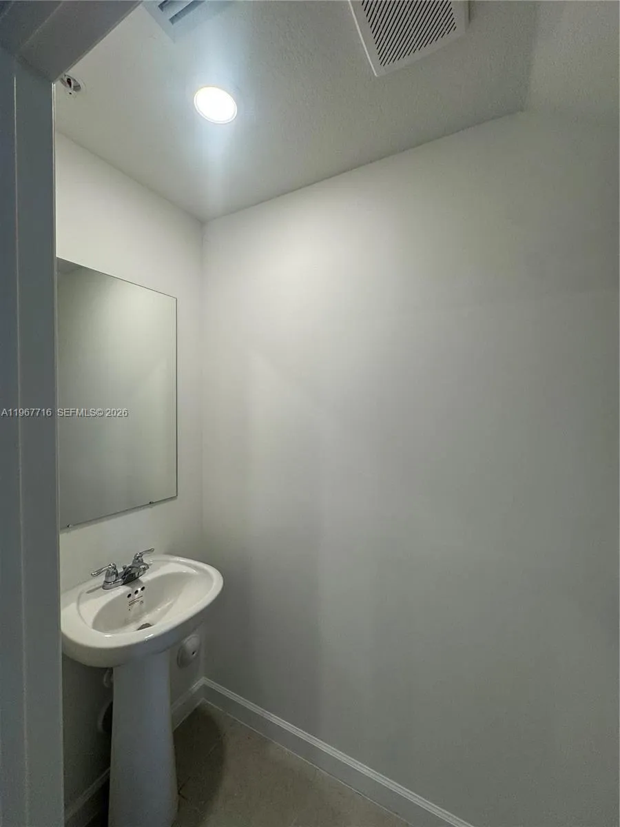 12420 Sw 248 St 4, Miami, Florida 33032, Miami, Florida 33032, 3 Bedrooms Bedrooms, ,2 BathroomsBathrooms,Residential Lease,For Rent,12420 Sw 248 St 4, Miami, Florida 33032,A11967716