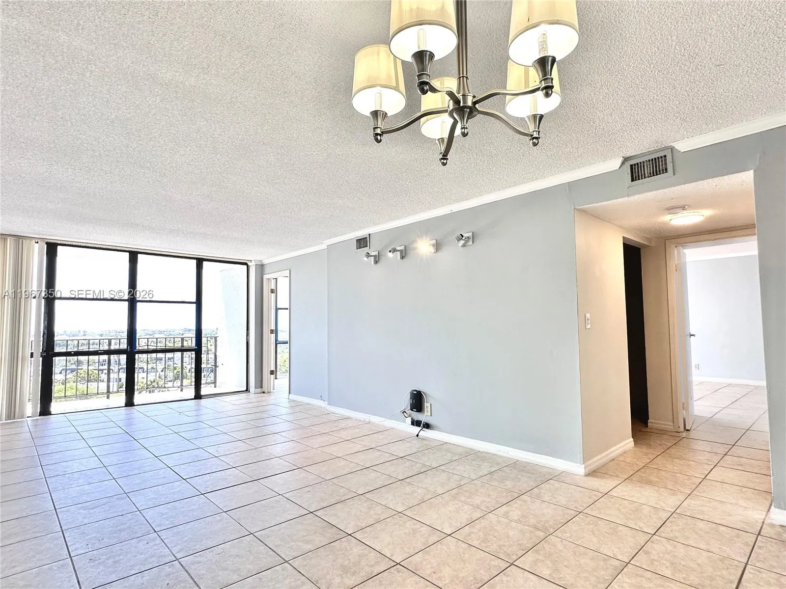 800 Parkview Dr 1007, Hallandale Beach, Florida 33, Hallandale Beach, Florida 33009, 2 Bedrooms Bedrooms, ,2 BathroomsBathrooms,Residential Lease,For Rent,800 Parkview Dr 1007, Hallandale Beach, Florida 33,A11967350