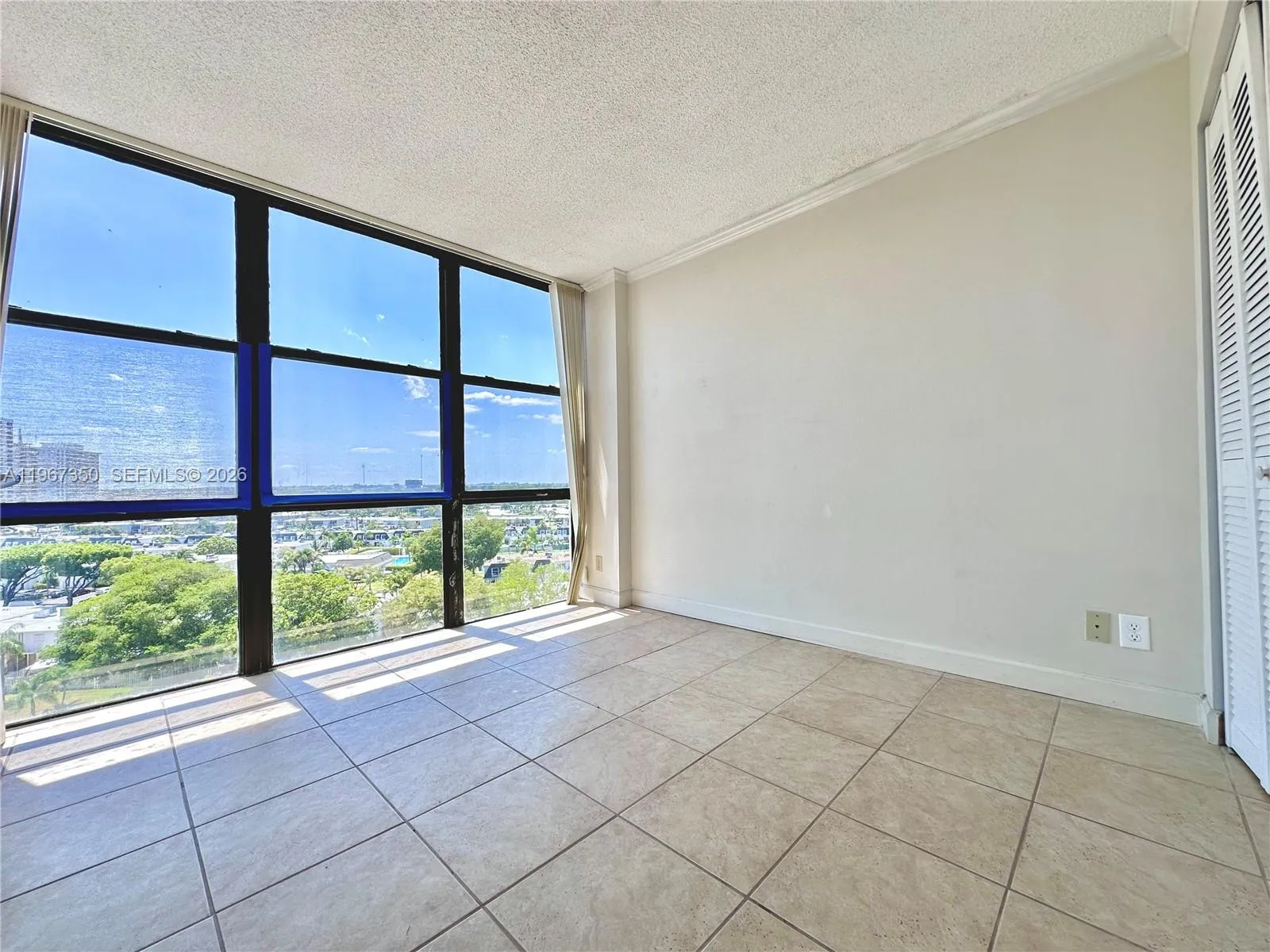 800 Parkview Dr 1007, Hallandale Beach, Florida 33, Hallandale Beach, Florida 33009, 2 Bedrooms Bedrooms, ,2 BathroomsBathrooms,Residential Lease,For Rent,800 Parkview Dr 1007, Hallandale Beach, Florida 33,A11967350
