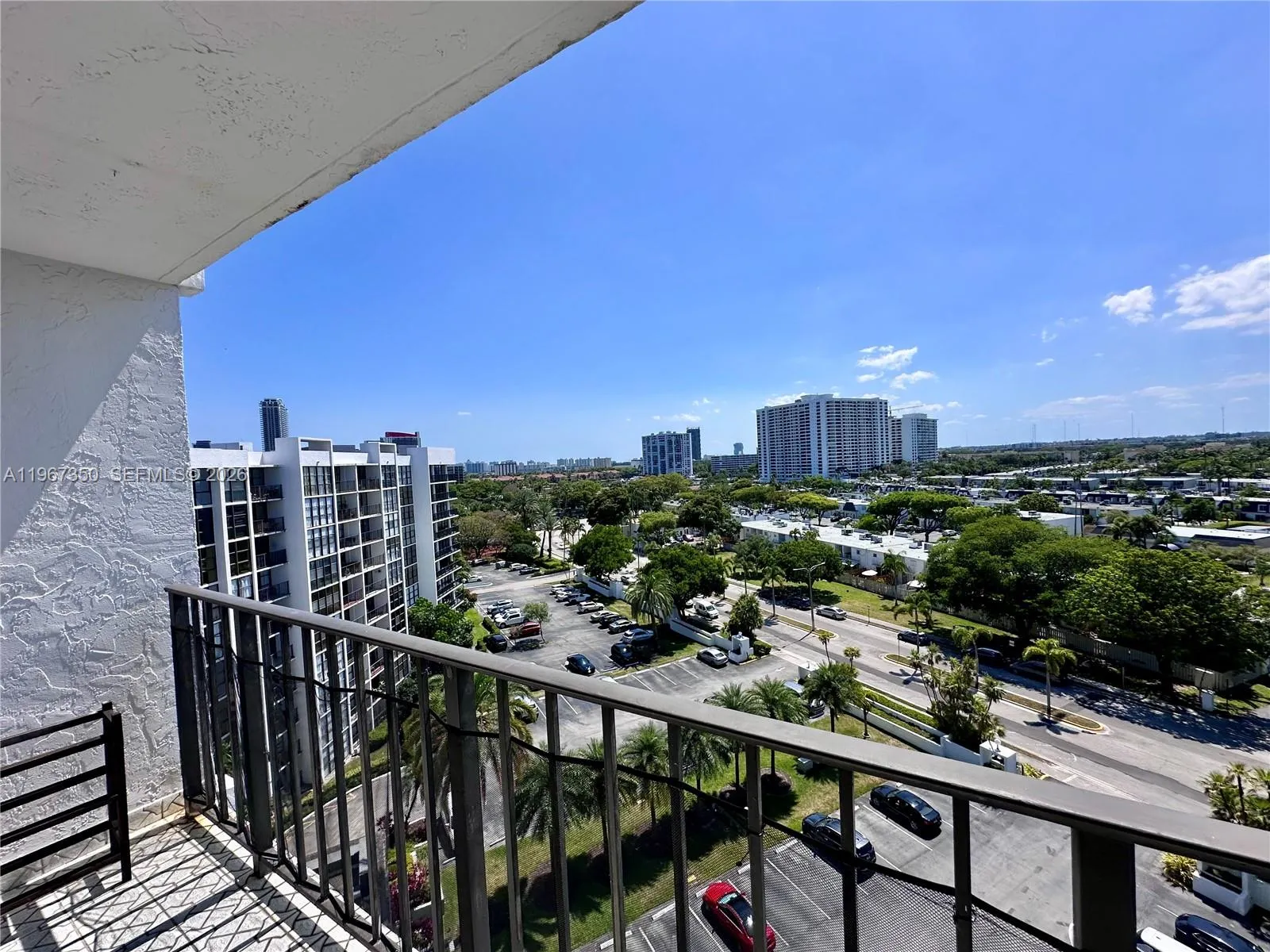 800 Parkview Dr 1007, Hallandale Beach, Florida 33, Hallandale Beach, Florida 33009, 2 Bedrooms Bedrooms, ,2 BathroomsBathrooms,Residential Lease,For Rent,800 Parkview Dr 1007, Hallandale Beach, Florida 33,A11967350
