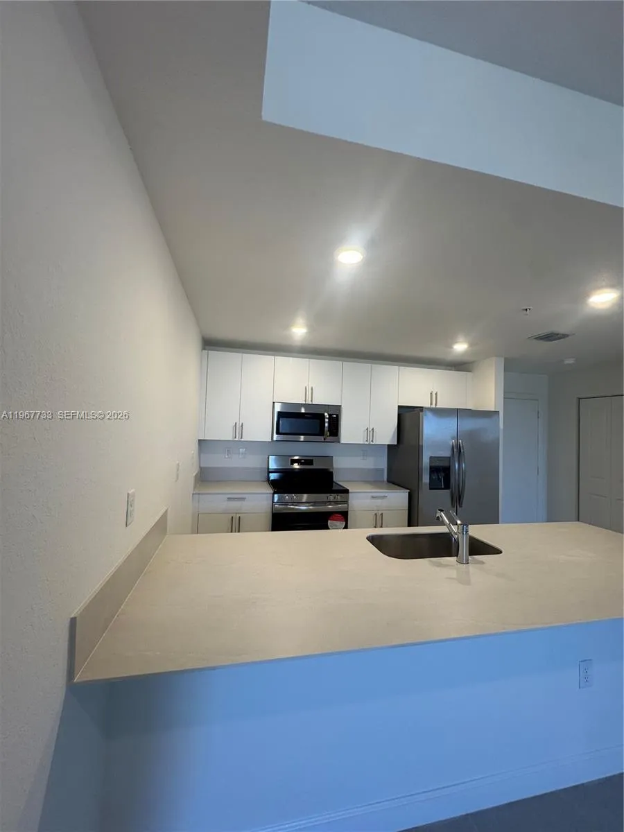 12420 Sw 248 St 7, Miami, Florida 33032, Miami, Florida 33032, 3 Bedrooms Bedrooms, ,2 BathroomsBathrooms,Residential Lease,For Rent,12420 Sw 248 St 7, Miami, Florida 33032,A11967733