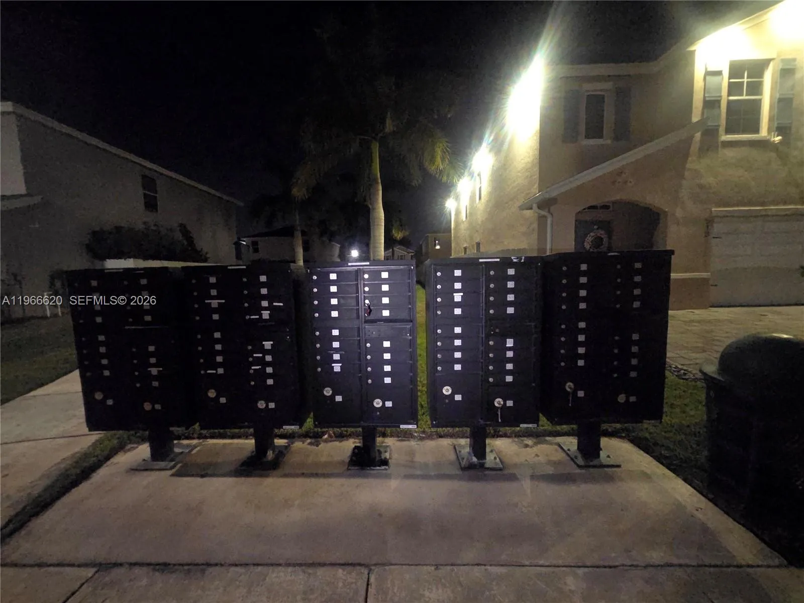 613 Ne 5th Way, Florida City, Florida 33034, Florida City, Florida 33034, 4 Bedrooms Bedrooms, ,2 BathroomsBathrooms,Residential,For Sale,613 Ne 5th Way, Florida City, Florida 33034,A11966620