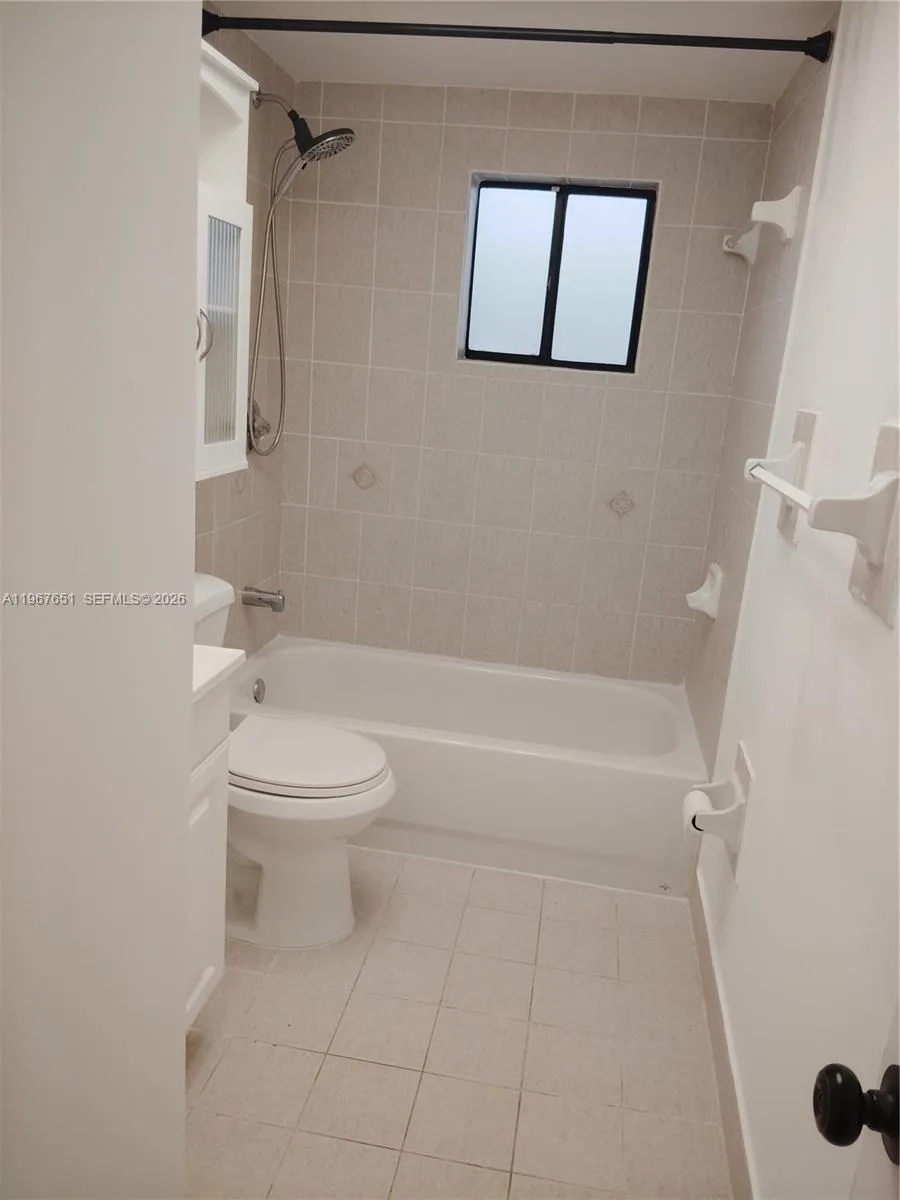 8420 Sw 133rd Ave Rd 210, Miami, Florida 33183, Miami, Florida 33183, 2 Bedrooms Bedrooms, ,2 BathroomsBathrooms,Residential Lease,For Rent,8420 Sw 133rd Ave Rd 210, Miami, Florida 33183,A11967651