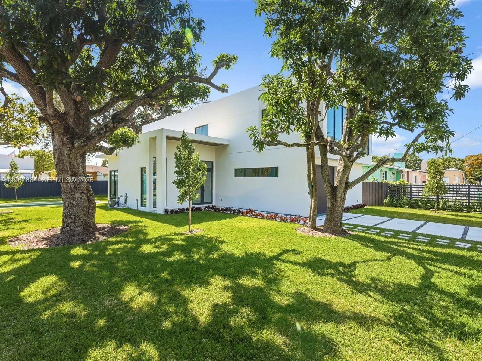 2606 Sw 19th St, Miami, Florida 33145, Miami, Florida 33145, 5 Bedrooms Bedrooms, ,4 BathroomsBathrooms,Residential,For Sale,2606 Sw 19th St, Miami, Florida 33145,A11967864