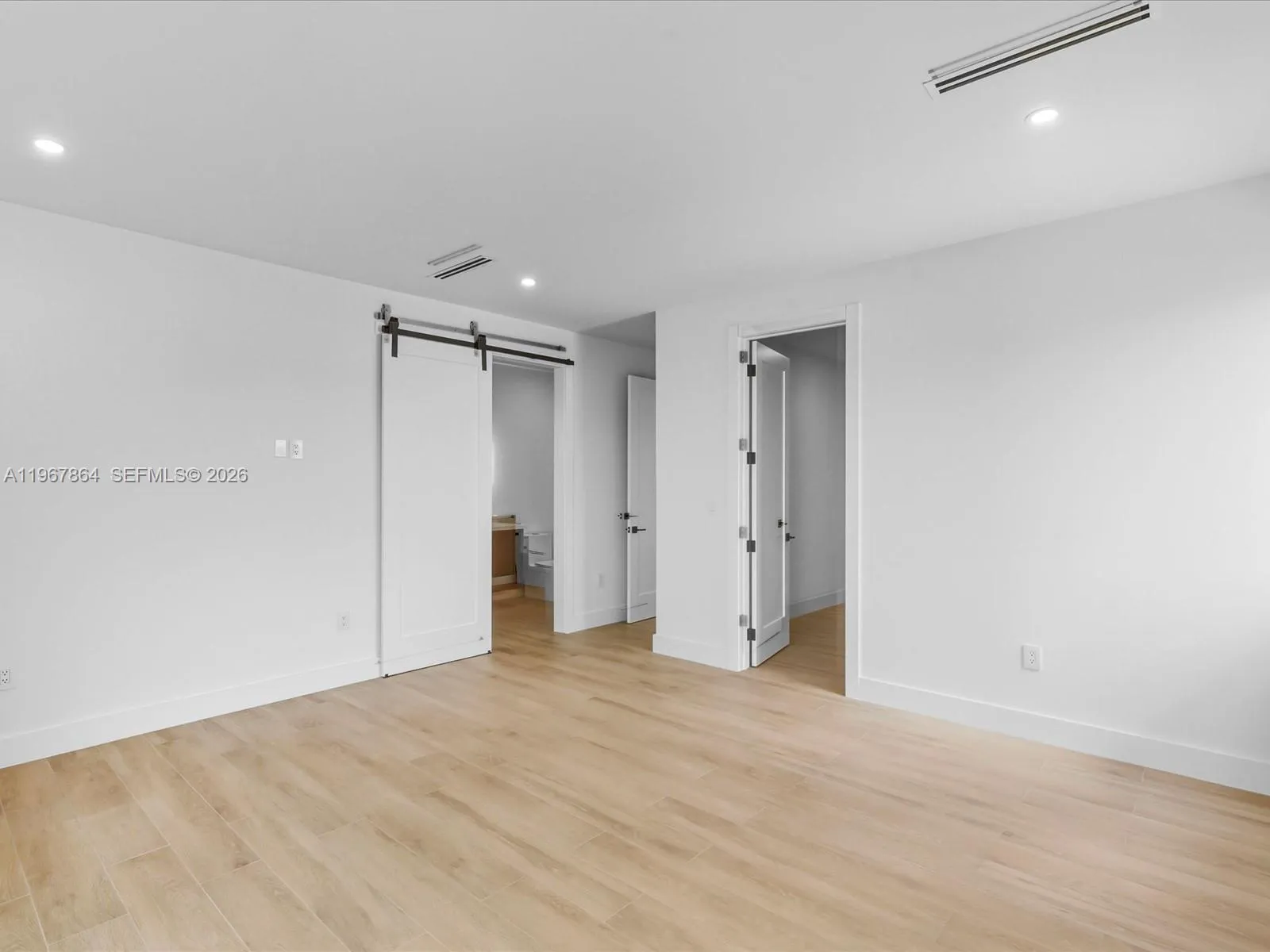 2606 Sw 19th St, Miami, Florida 33145, Miami, Florida 33145, 5 Bedrooms Bedrooms, ,4 BathroomsBathrooms,Residential,For Sale,2606 Sw 19th St, Miami, Florida 33145,A11967864