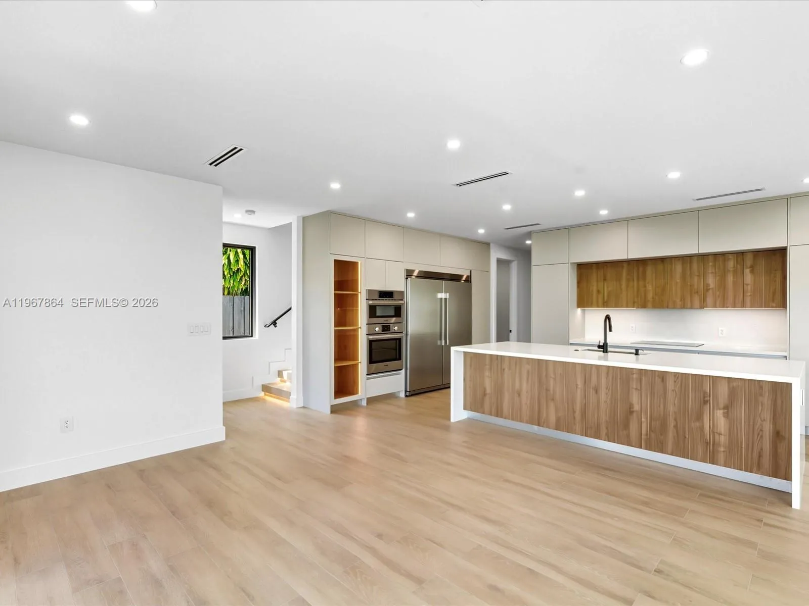 2606 Sw 19th St, Miami, Florida 33145, Miami, Florida 33145, 5 Bedrooms Bedrooms, ,4 BathroomsBathrooms,Residential,For Sale,2606 Sw 19th St, Miami, Florida 33145,A11967864