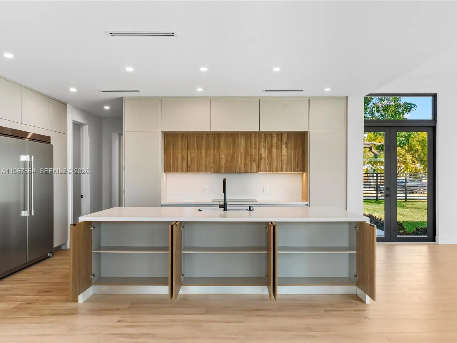 2606 Sw 19th St, Miami, Florida 33145, Miami, Florida 33145, 5 Bedrooms Bedrooms, ,4 BathroomsBathrooms,Residential,For Sale,2606 Sw 19th St, Miami, Florida 33145,A11967864