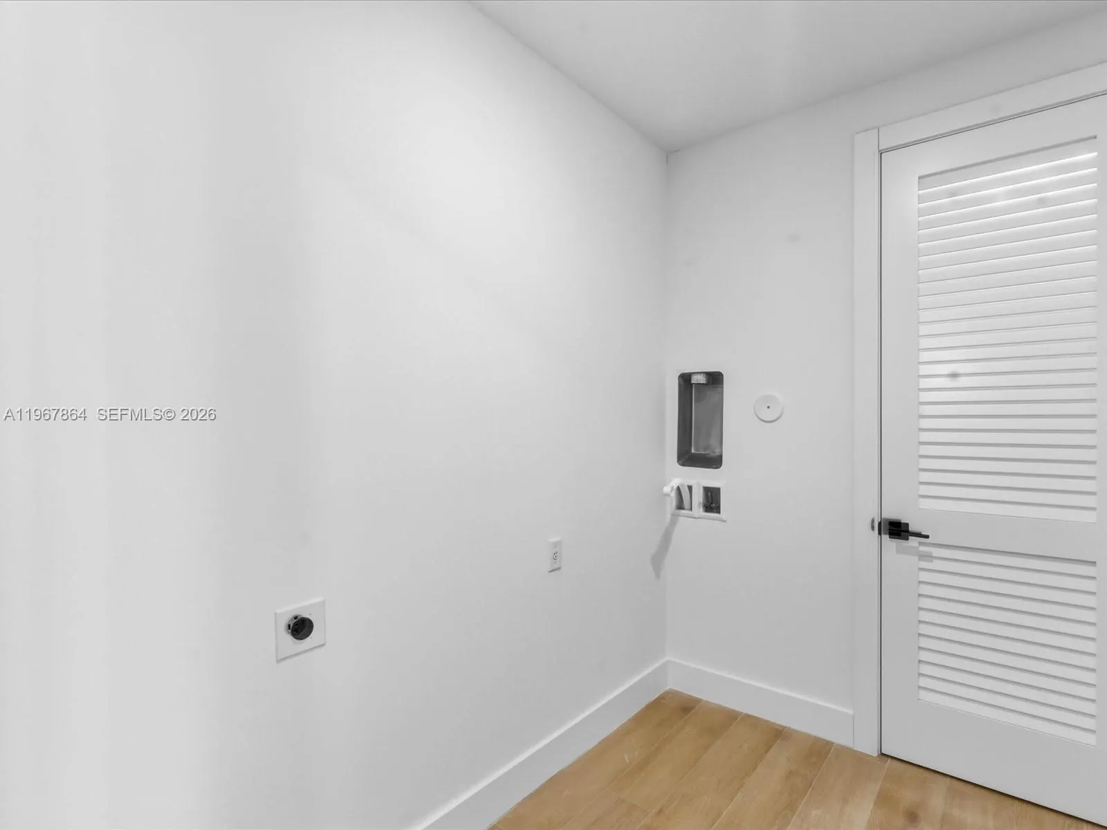 2606 Sw 19th St, Miami, Florida 33145, Miami, Florida 33145, 5 Bedrooms Bedrooms, ,4 BathroomsBathrooms,Residential,For Sale,2606 Sw 19th St, Miami, Florida 33145,A11967864