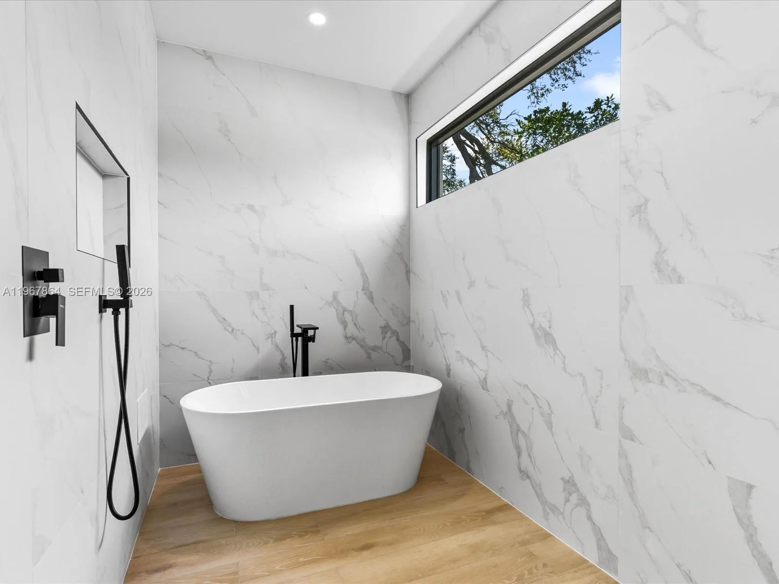 2606 Sw 19th St, Miami, Florida 33145, Miami, Florida 33145, 5 Bedrooms Bedrooms, ,4 BathroomsBathrooms,Residential,For Sale,2606 Sw 19th St, Miami, Florida 33145,A11967864