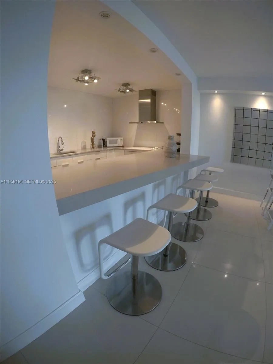 Bar stools included