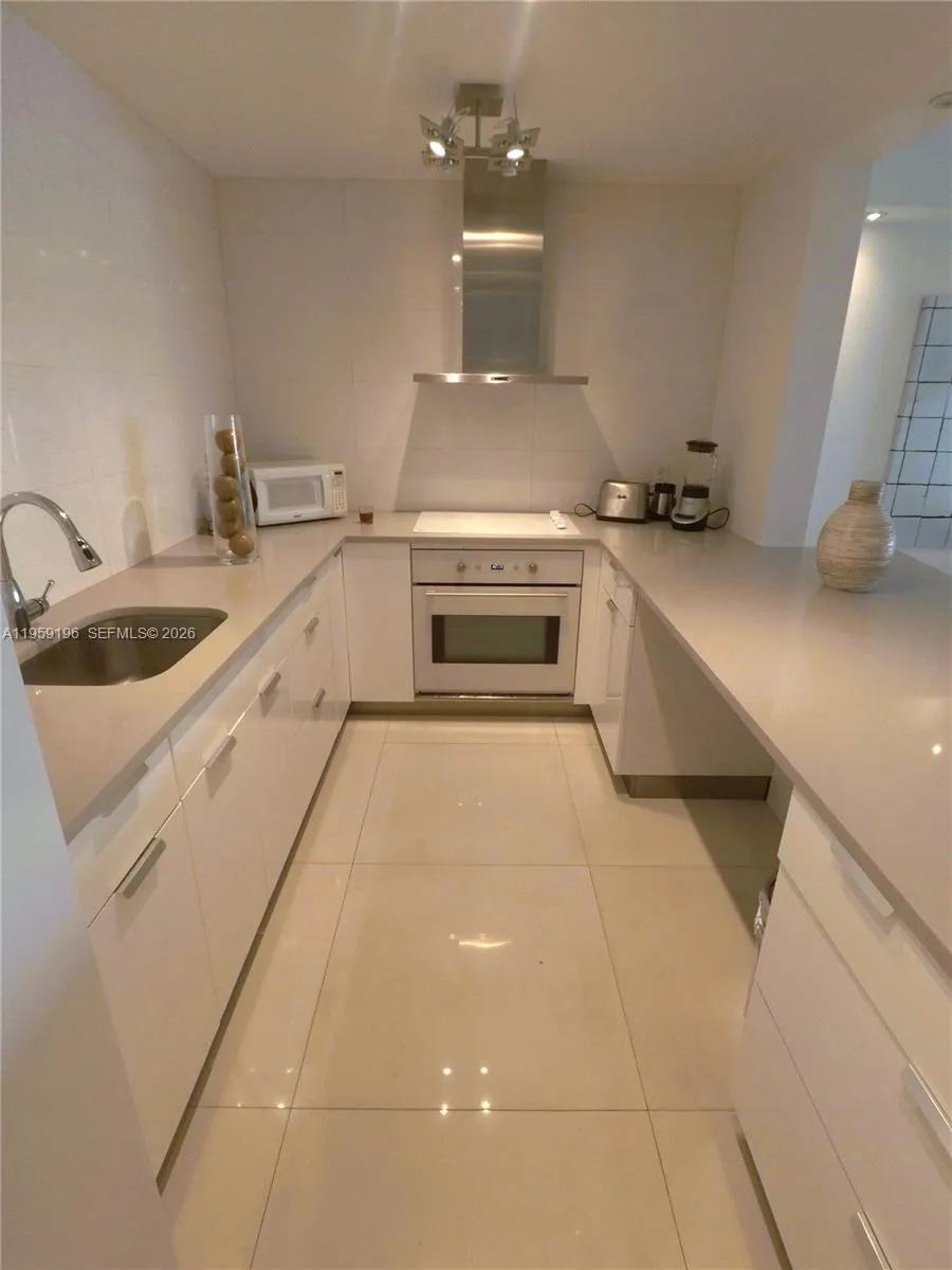 19390 Collins Ave 1223, Sunny Isles Beach, Florida, Sunny Isles Beach, Florida 33160, 1 Bedroom Bedrooms, ,1 BathroomBathrooms,Residential,For Sale,19390 Collins Ave 1223, Sunny Isles Beach, Florida,A11959196