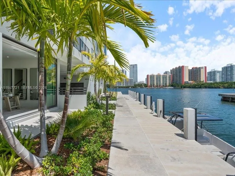 4008 Ne 167th St 6, North Miami Beach, Florida 331, North Miami Beach, Florida 33160, 4 Bedrooms Bedrooms, ,4 BathroomsBathrooms,Residential,For Sale,4008 Ne 167th St 6, North Miami Beach, Florida 331,A11967721