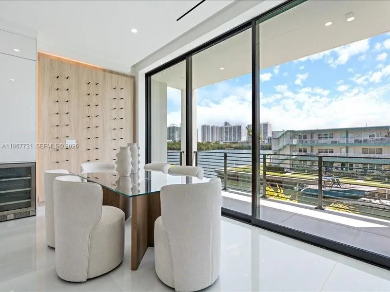 4008 Ne 167th St 6, North Miami Beach, Florida 331, North Miami Beach, Florida 33160, 4 Bedrooms Bedrooms, ,4 BathroomsBathrooms,Residential,For Sale,4008 Ne 167th St 6, North Miami Beach, Florida 331,A11967721