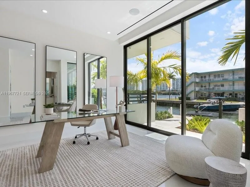 4008 Ne 167th St 6, North Miami Beach, Florida 331, North Miami Beach, Florida 33160, 4 Bedrooms Bedrooms, ,4 BathroomsBathrooms,Residential,For Sale,4008 Ne 167th St 6, North Miami Beach, Florida 331,A11967721