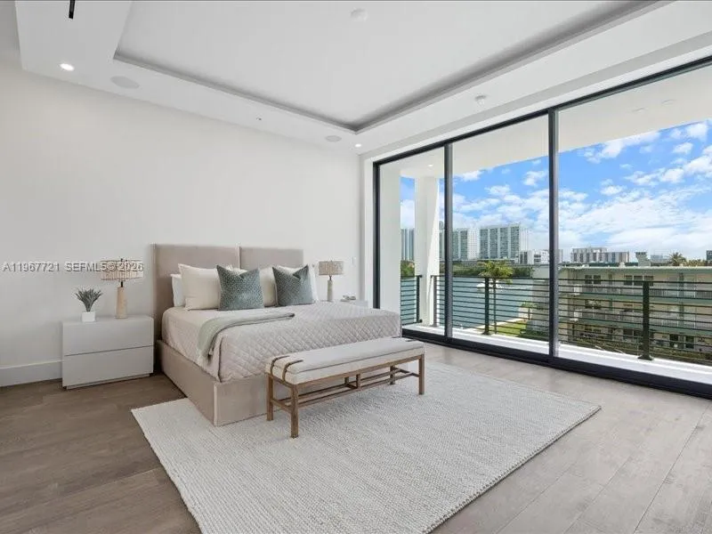 4008 Ne 167th St 6, North Miami Beach, Florida 331, North Miami Beach, Florida 33160, 4 Bedrooms Bedrooms, ,4 BathroomsBathrooms,Residential,For Sale,4008 Ne 167th St 6, North Miami Beach, Florida 331,A11967721