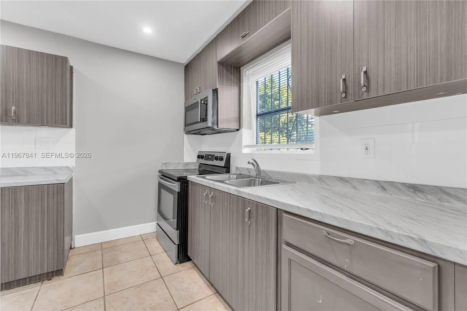 6940 Nw 6th Ct 2, Miami, Florida 33150, Miami, Florida 33150, 2 Bedrooms Bedrooms, ,1 BathroomBathrooms,Residential Lease,For Rent,6940 Nw 6th Ct 2, Miami, Florida 33150,A11967841