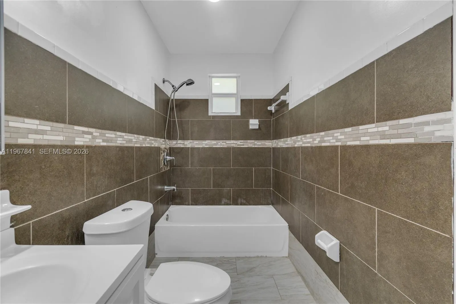 6940 Nw 6th Ct 2, Miami, Florida 33150, Miami, Florida 33150, 2 Bedrooms Bedrooms, ,1 BathroomBathrooms,Residential Lease,For Rent,6940 Nw 6th Ct 2, Miami, Florida 33150,A11967841