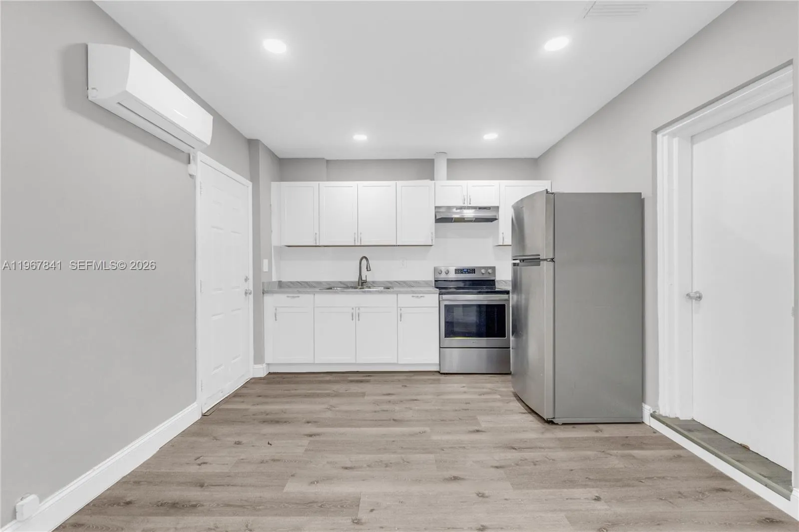 6940 Nw 6th Ct 2, Miami, Florida 33150, Miami, Florida 33150, 2 Bedrooms Bedrooms, ,1 BathroomBathrooms,Residential Lease,For Rent,6940 Nw 6th Ct 2, Miami, Florida 33150,A11967841