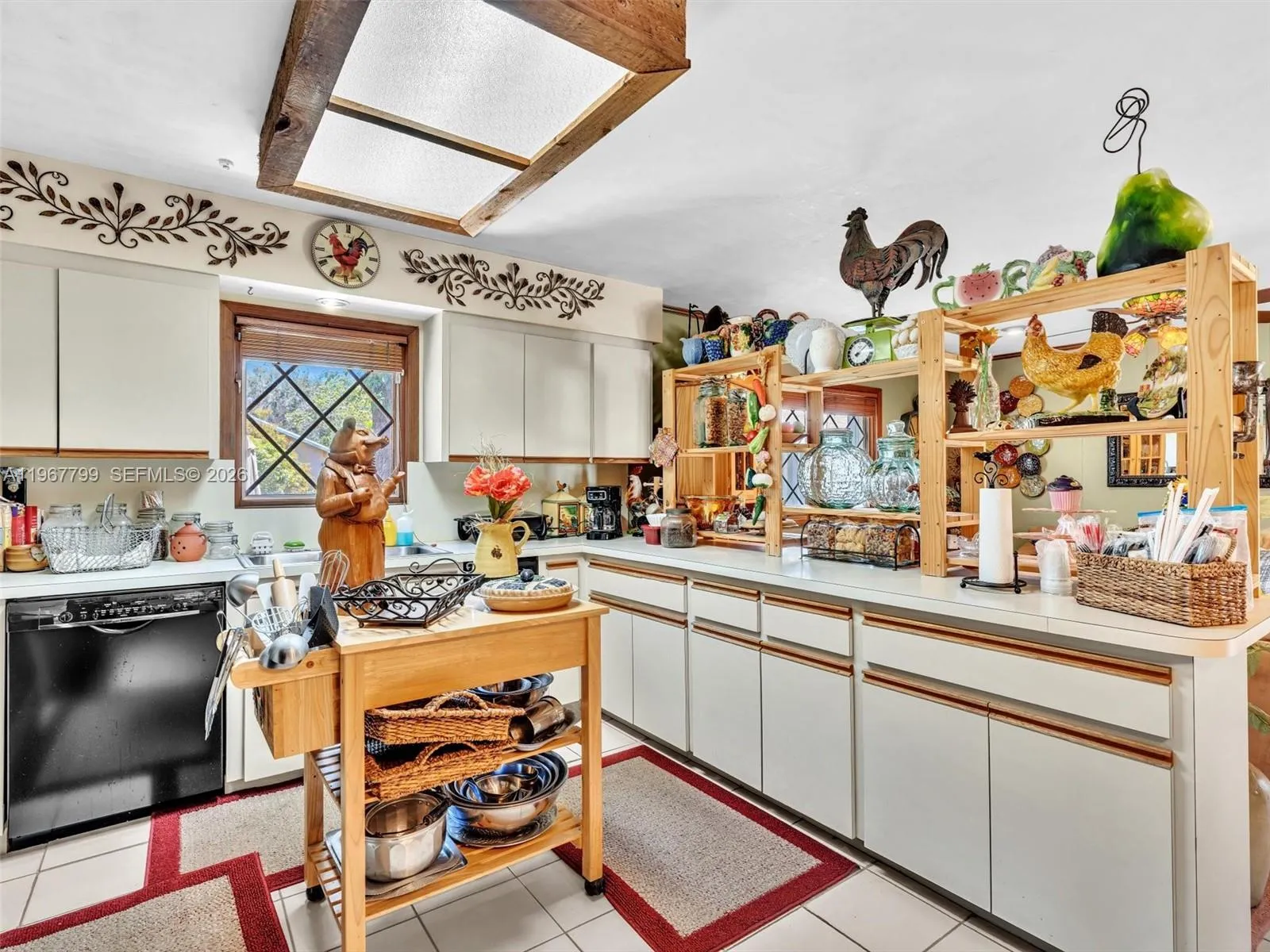 5310 Sw 109th Ave, Davie, Florida 33328, Davie, Florida 33328, 7 Bedrooms Bedrooms, ,3 BathroomsBathrooms,Residential,For Sale,5310 Sw 109th Ave, Davie, Florida 33328,A11967799