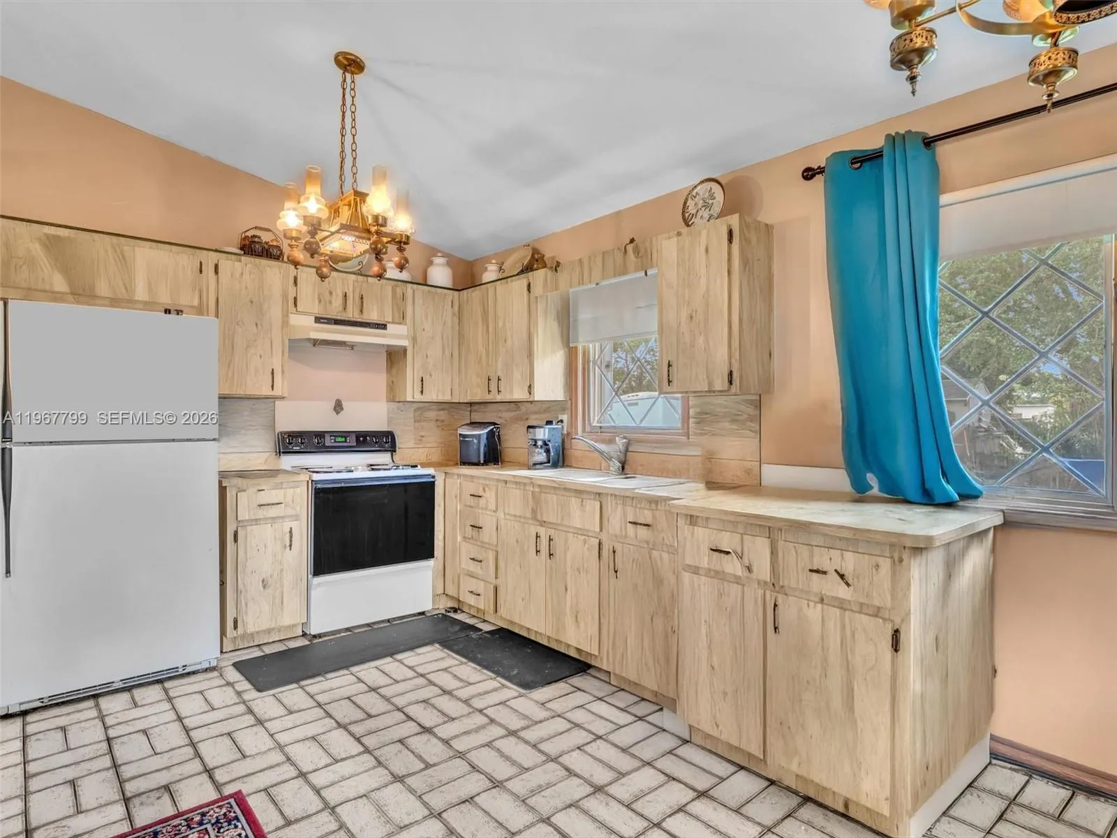 5310 Sw 109th Ave, Davie, Florida 33328, Davie, Florida 33328, 7 Bedrooms Bedrooms, ,3 BathroomsBathrooms,Residential,For Sale,5310 Sw 109th Ave, Davie, Florida 33328,A11967799