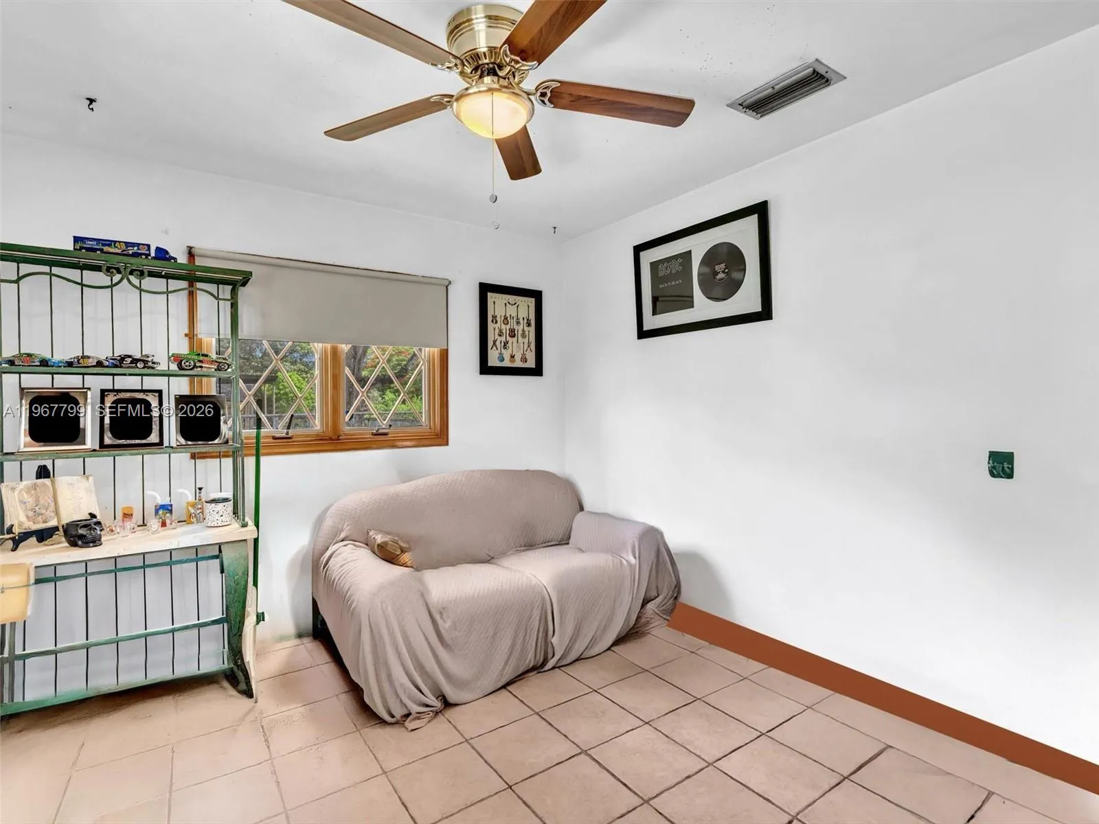 5310 Sw 109th Ave, Davie, Florida 33328, Davie, Florida 33328, 7 Bedrooms Bedrooms, ,3 BathroomsBathrooms,Residential,For Sale,5310 Sw 109th Ave, Davie, Florida 33328,A11967799