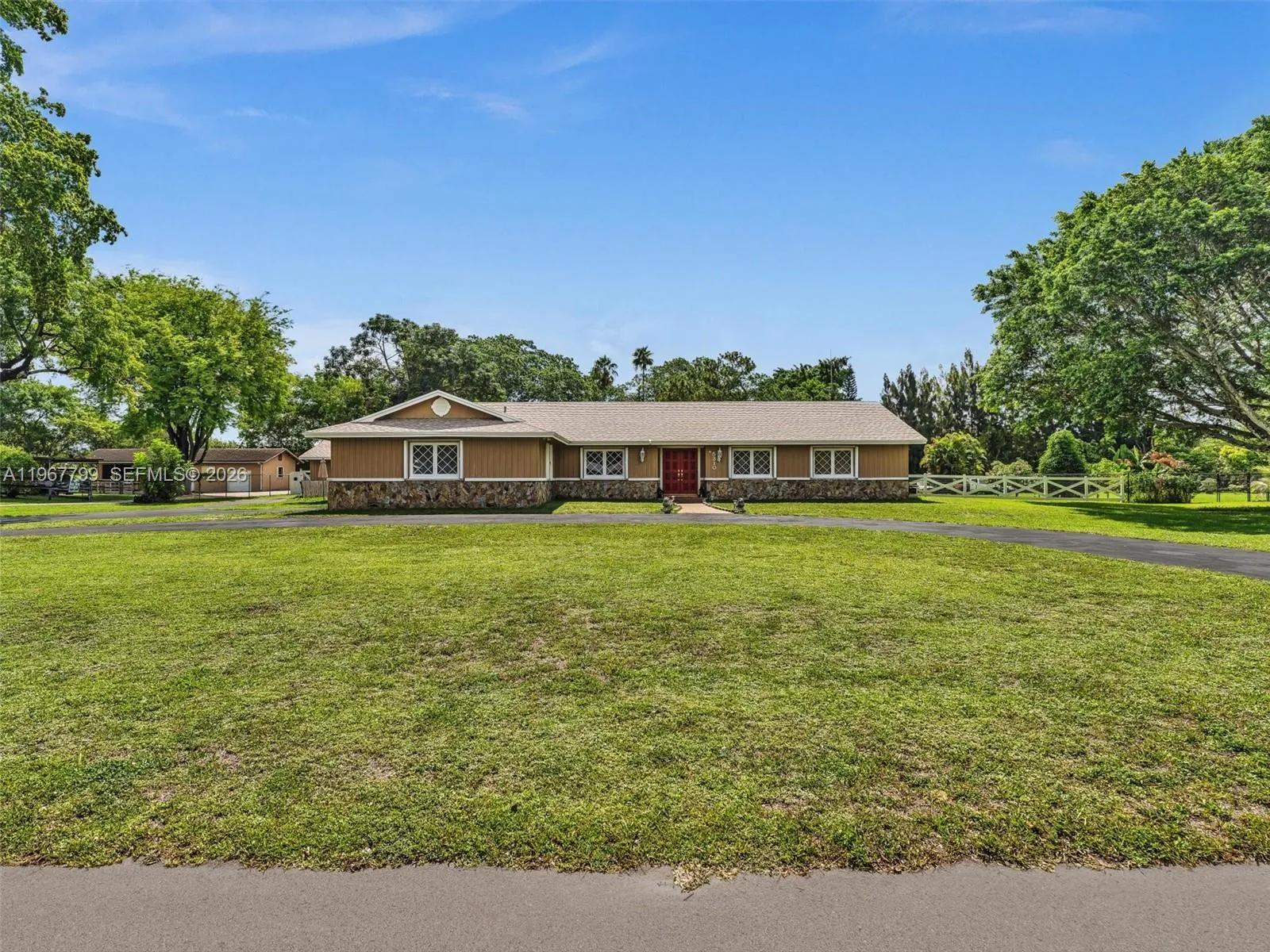 5310 Sw 109th Ave, Davie, Florida 33328, Davie, Florida 33328, 7 Bedrooms Bedrooms, ,3 BathroomsBathrooms,Residential,For Sale,5310 Sw 109th Ave, Davie, Florida 33328,A11967799