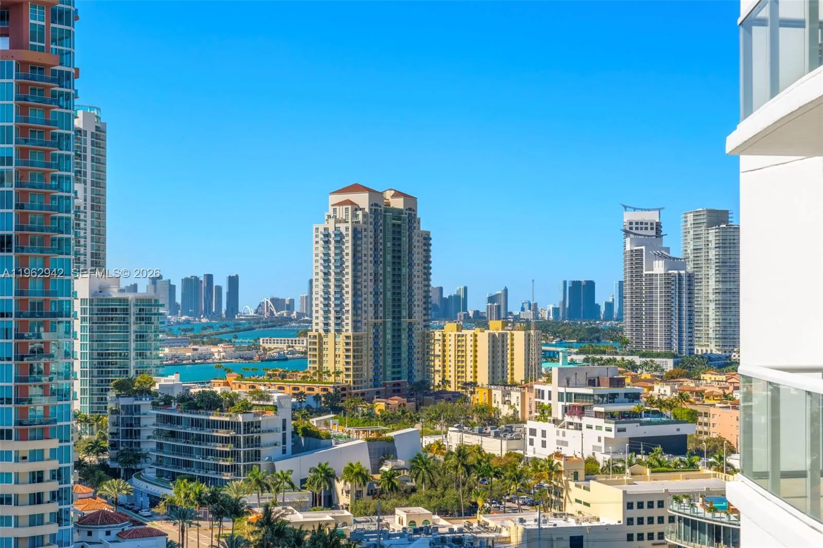 50 S Pointe Dr 1704, Miami Beach, Florida 33139, Miami Beach, Florida 33139, 2 Bedrooms Bedrooms, ,2 BathroomsBathrooms,Residential,For Sale,50 S Pointe Dr 1704, Miami Beach, Florida 33139,A11962942